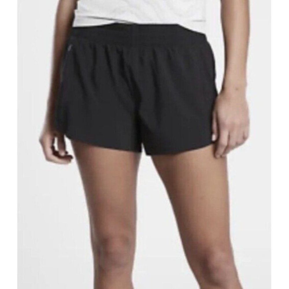 Athleta XL Hustle 3" Shorts Black Vented Zip Pocket Athletic X-Large